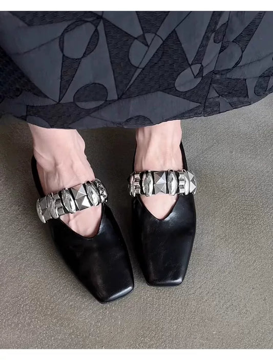 Sheepskin version ~ Versatile high-heel metal black beanie shoes for women, one-piece leather wedge square toe half-toe slippers
